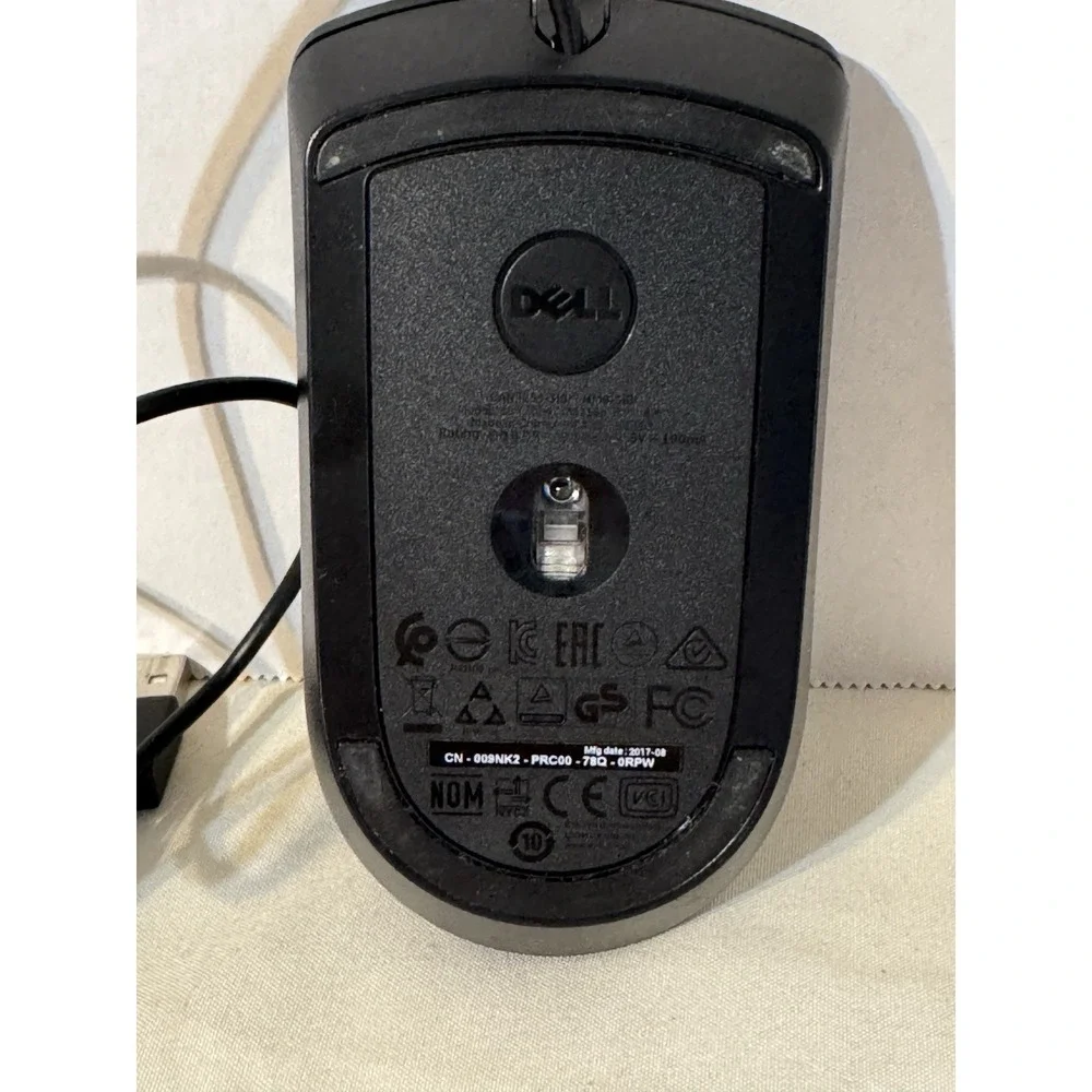 Dell Ms116p Optical USB 1000 DPI‎ Scroll Wheel Mouse - Black